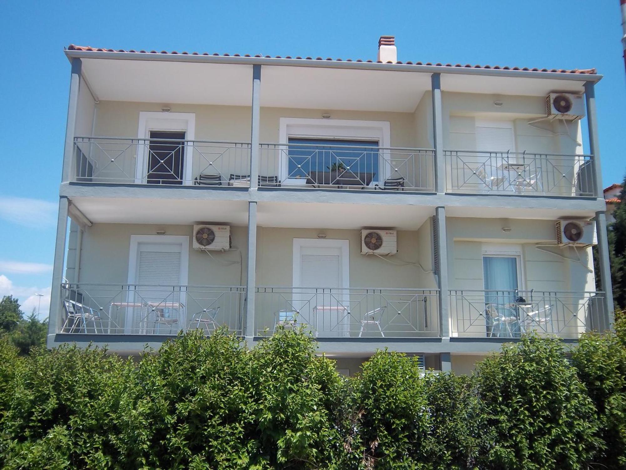 Milos Apartments Afytos Exterior foto