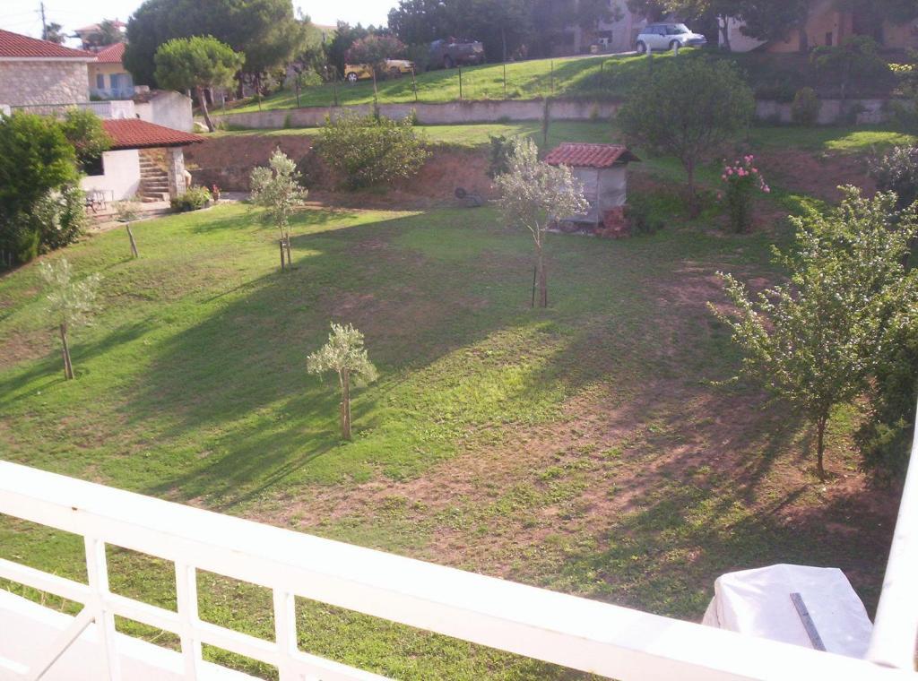 Milos Apartments Afytos Exterior foto