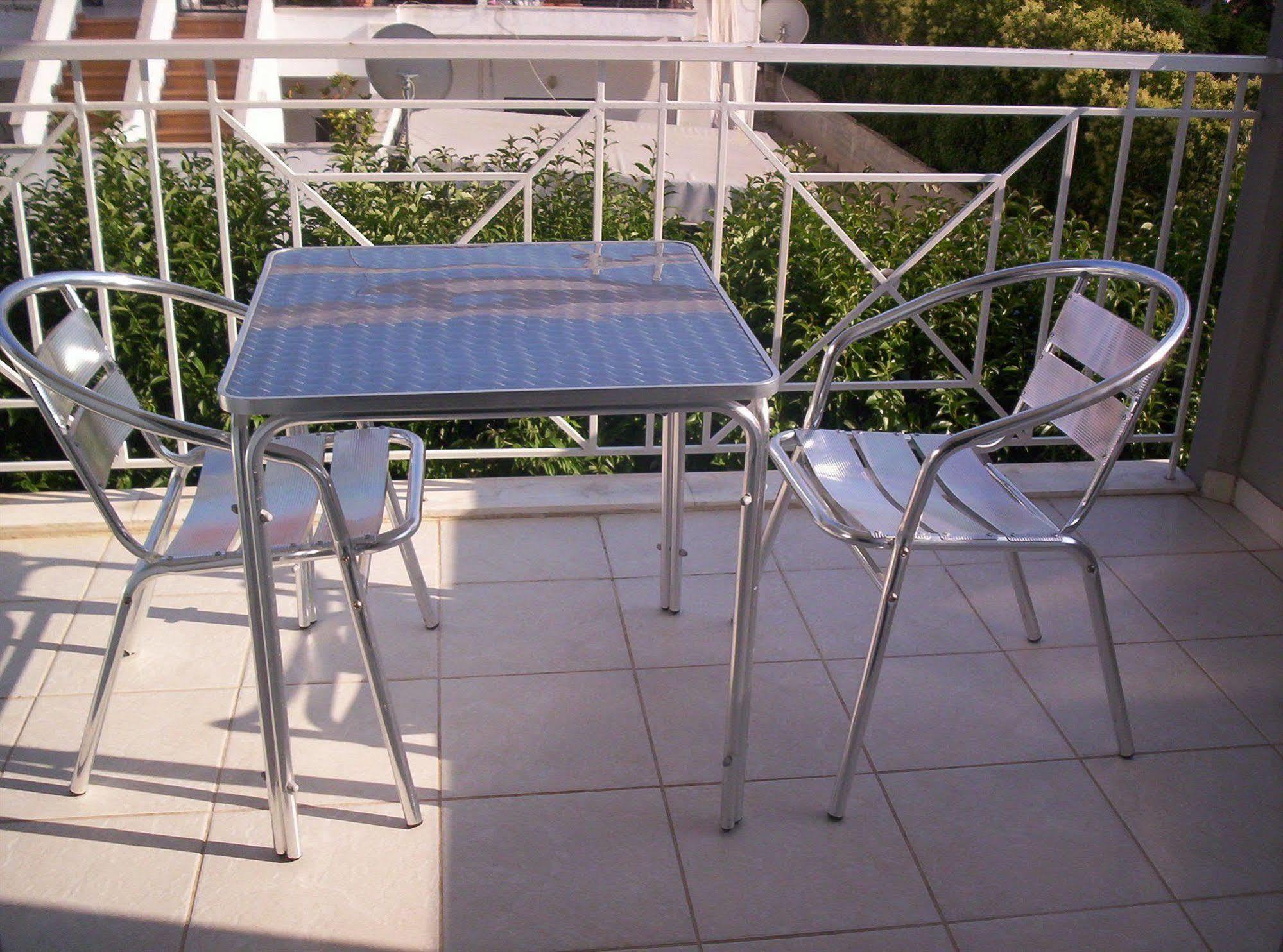 Milos Apartments Afytos Exterior foto